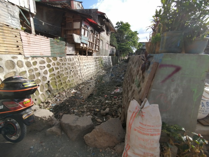 Informelle Siedlung im Barangay Tumana 
